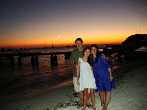 Com Natássia e Elaine de férias.