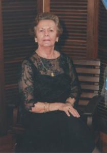 Numa festa da terceira idade do Sesi de Santo André. Antonia lembra-se que tinha uma professora, a Lindalva, que ficou muitos anos trabalhando apoiando o grupo, fazendo bailes e realizando viagens.
