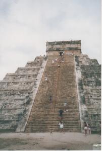 Chichén Itzá, ruína maia de uma cidade no México. 