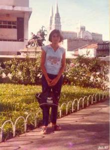 Tirou uma foto para recordar do passeio realizado com um amigo