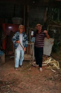 O trabalho no sítio<br>Brasil / São Paulo / Santa Isabel