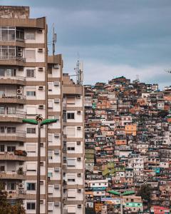 A “diferença” está só no endereço<br>Brasil / Rio De Janeiro / Rio De Janeiro