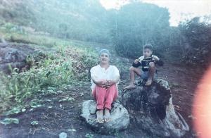 Brena Gonçalves Nickel, a mãe de Luiz, na cidade de Botumirim, em Minas Gerais.