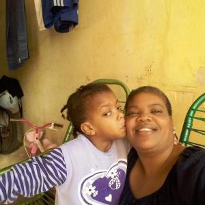 Sirley com sua filha