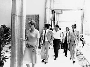 Bahij Amin Aur (5º à direita) na inauguração do Centro de Desenvolvimento Profissional 