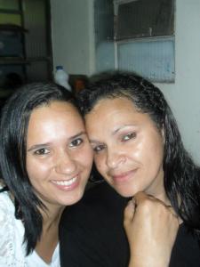Joyce e mãe.