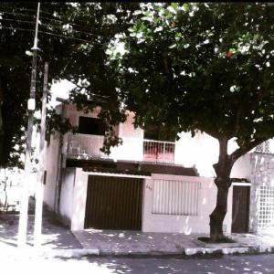 FOTO DA CASA PARA REGISTRO DA FAMILIA SITUADA NA RUA ALAMEDA SÃO BENEDITO, BAIRRO DO PINHEIRO, MACEIÓ/AL.