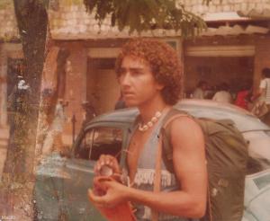 Sua fase no movimento hippie, estava indo para um festival em São Cristóvão e viajou sozinho para encontrar alguns colegas no local. Estava indo pegar o ônibus da Bonfim (empresa de ônibus) e foi à rodoviária acompanhado pelo seu pai Aguinaldo Rodrigues.