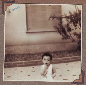 Fotografia de Inês com um ano de idade.