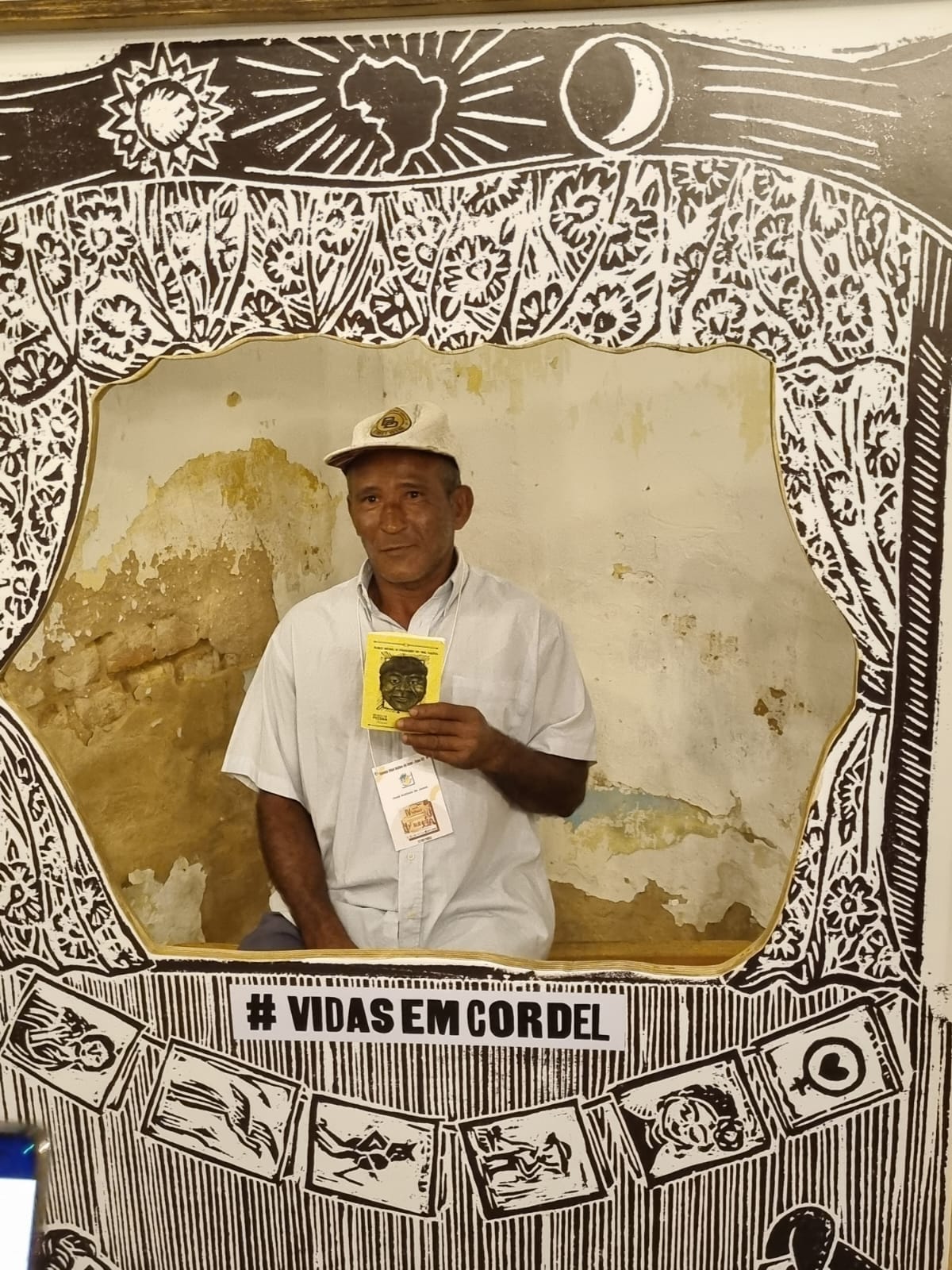 O espaço para tirar fotos é um sucesso com a hashtag #VidasEmCordel.